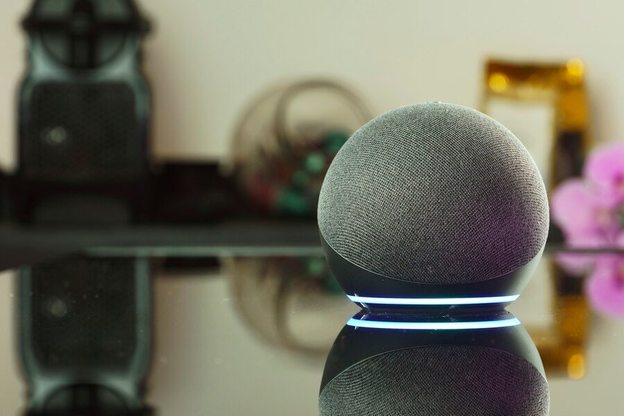 How Voice Assistants Are Revolutionizing Smart Homes